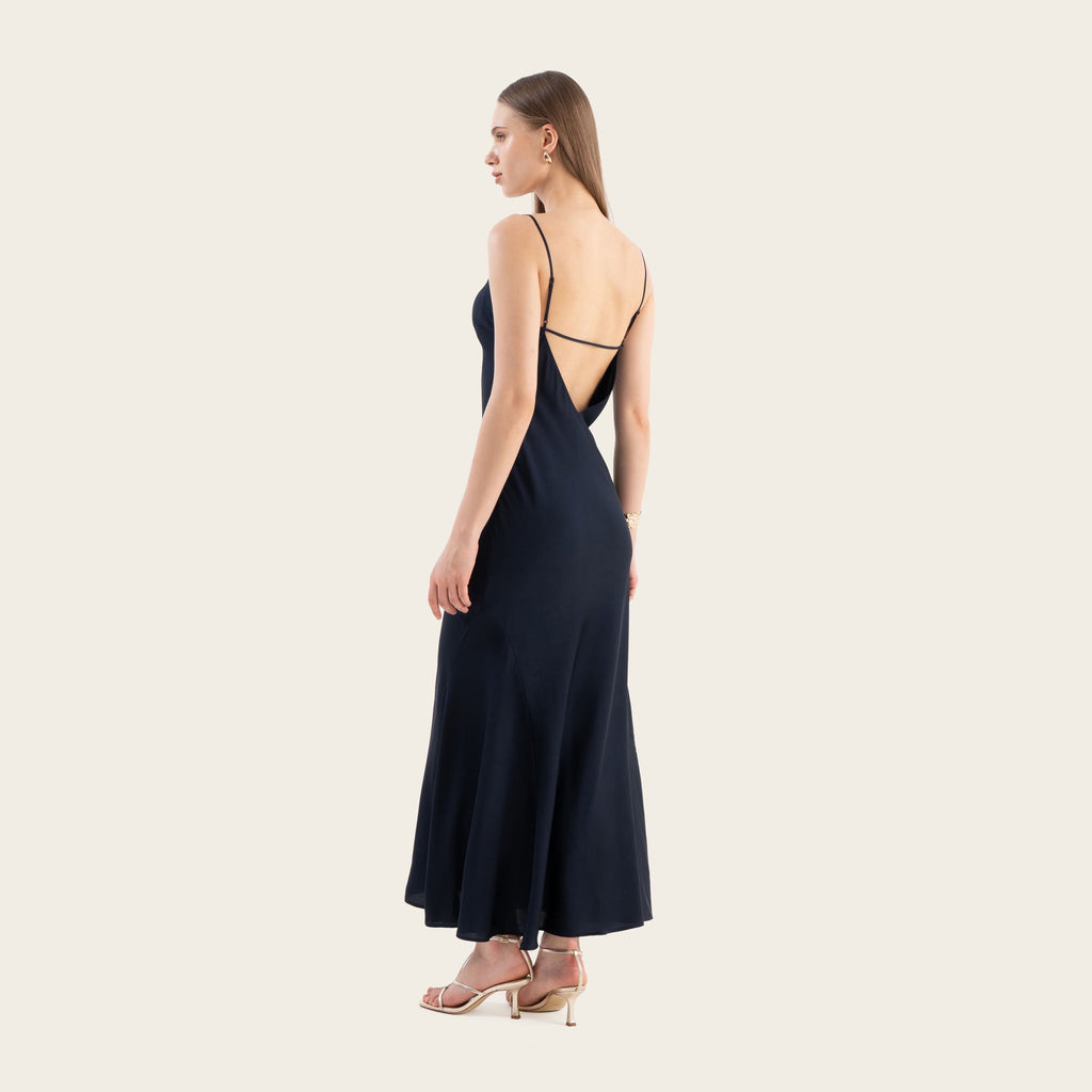 marlowe-5.jpg #color:Navy