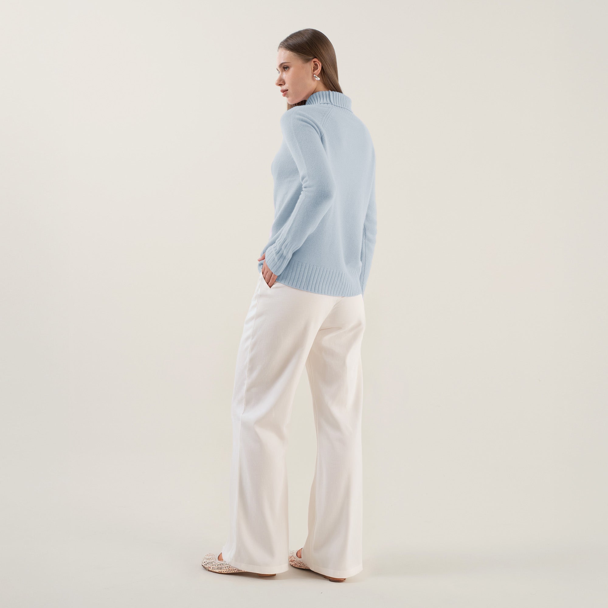 emma-blue-245.jpg